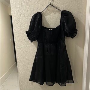 Elegant Black Puff Sleeve Dress